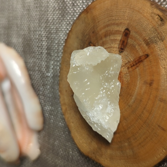 Yellow Calcite Piece - Picture 2 of 4